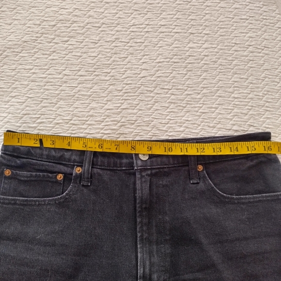 Abercrombie and Fitch 4" mom short high rise black Sz 10/30 - Picture 7 of 9